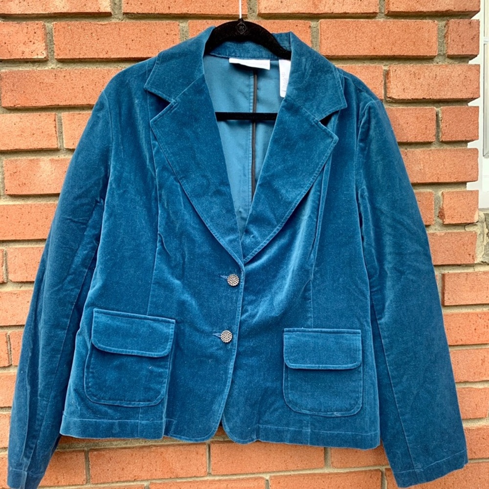 *NWT* Liz Claiborne Velvet Blazer Bling Buttons